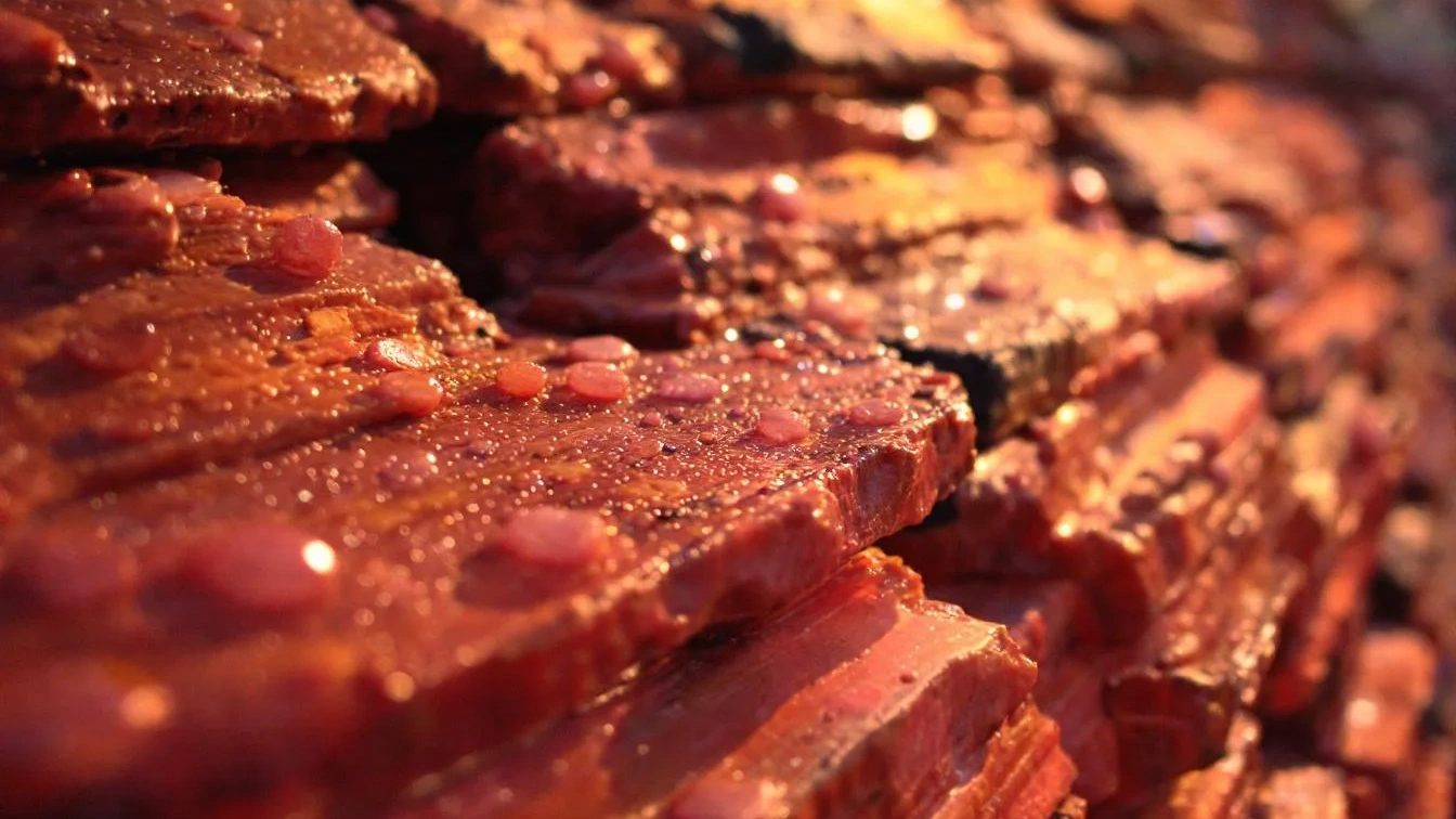 Tragédie na okraji Kyjeva: Ruské útoky si vyžádaly oběti, napětí v regionu eskaluje